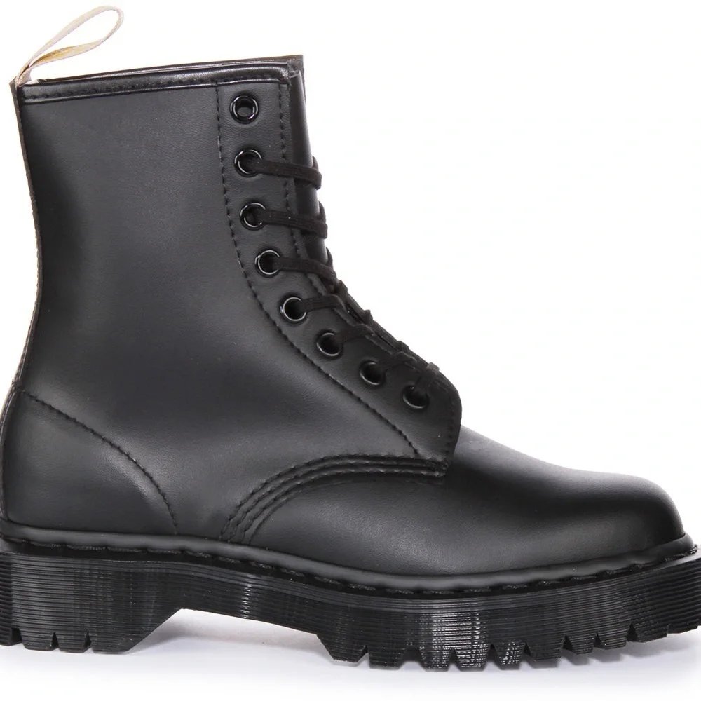 Dr. Martens 1460 mono